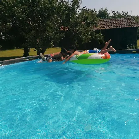 Ferme Les Iris アパート *